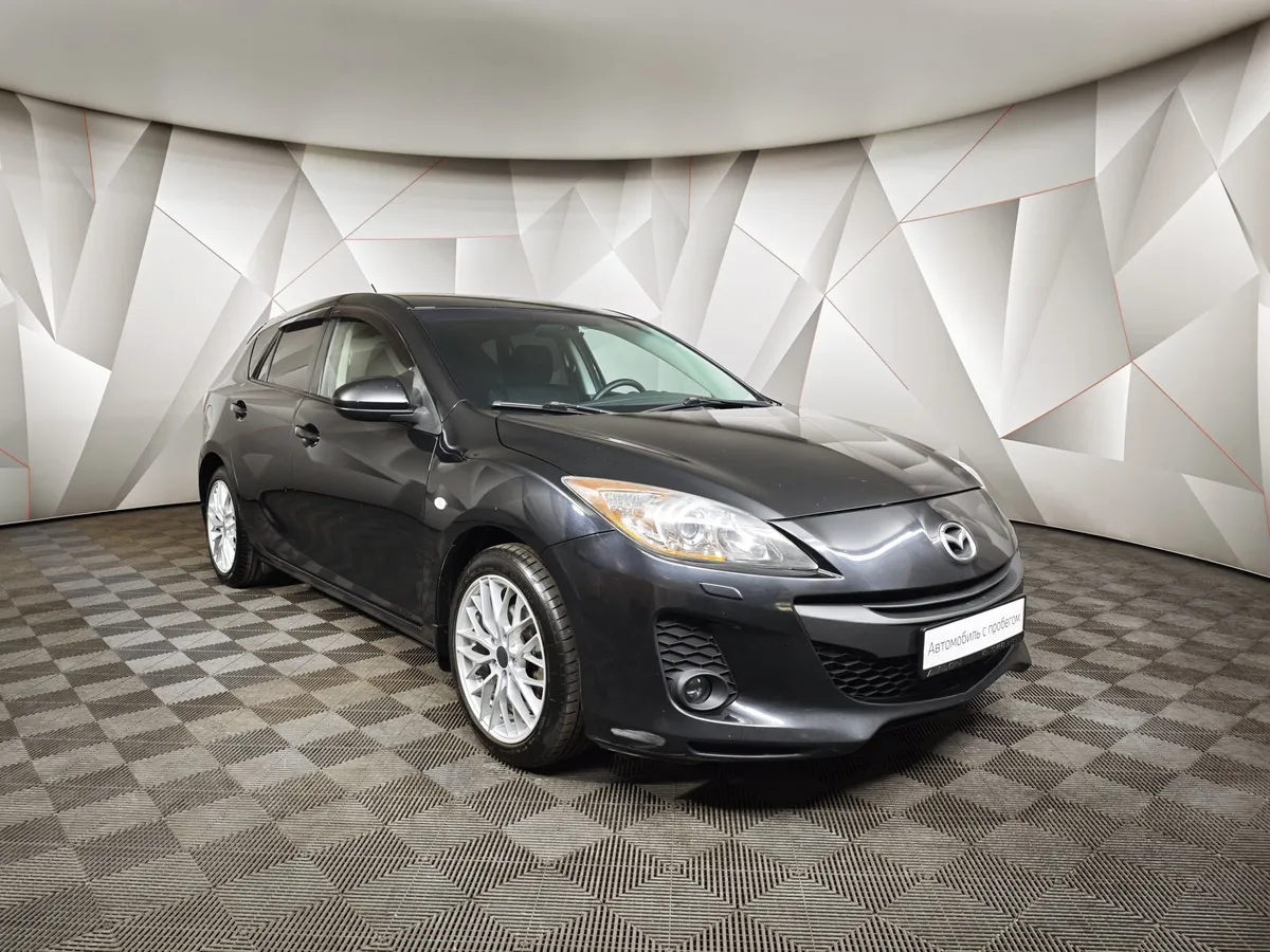 Mazda 3 1.6 AT (105 л.с.) Черный в АВИЛОН. Слайд №3