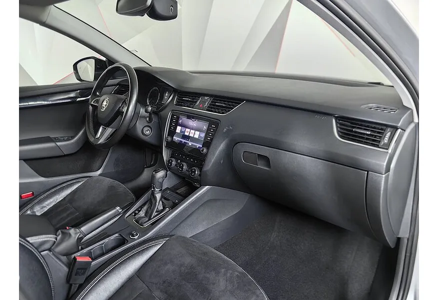 Skoda Octavia 1.4 TSI DSG (150 л.с.) Ambition Серебристый в АВИЛОН. Слайд №14