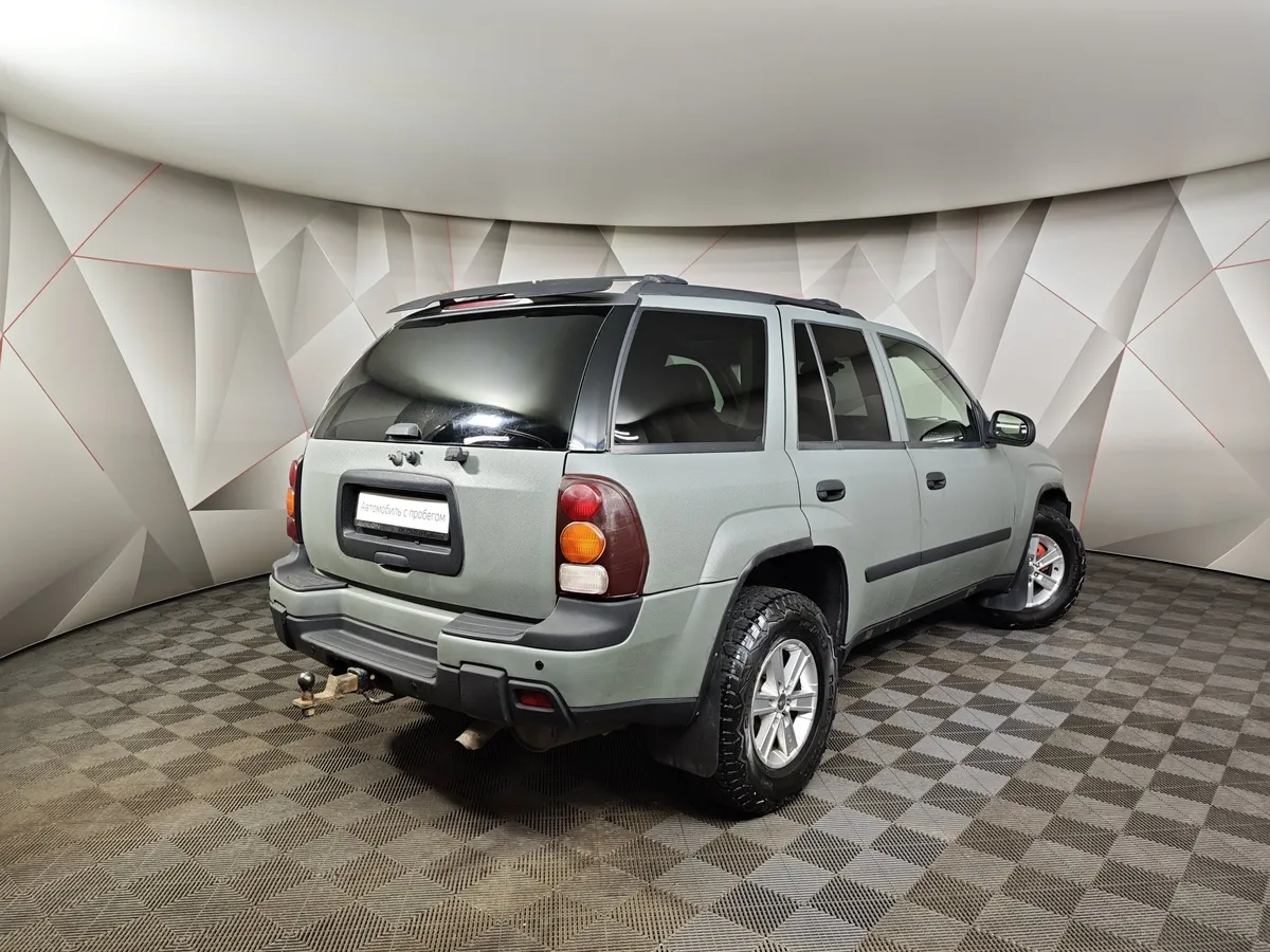 Chevrolet TrailBlazer 4.2 AT 4WD (275 л.с.) Серый в АВИЛОН. Слайд №2