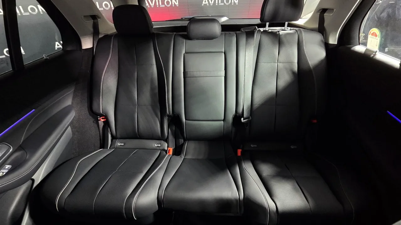 Mercedes-Benz GLE 450 4MATIC 9G-TRONIC (367 л.с.) Черный в АВИЛОН. Слайд №4