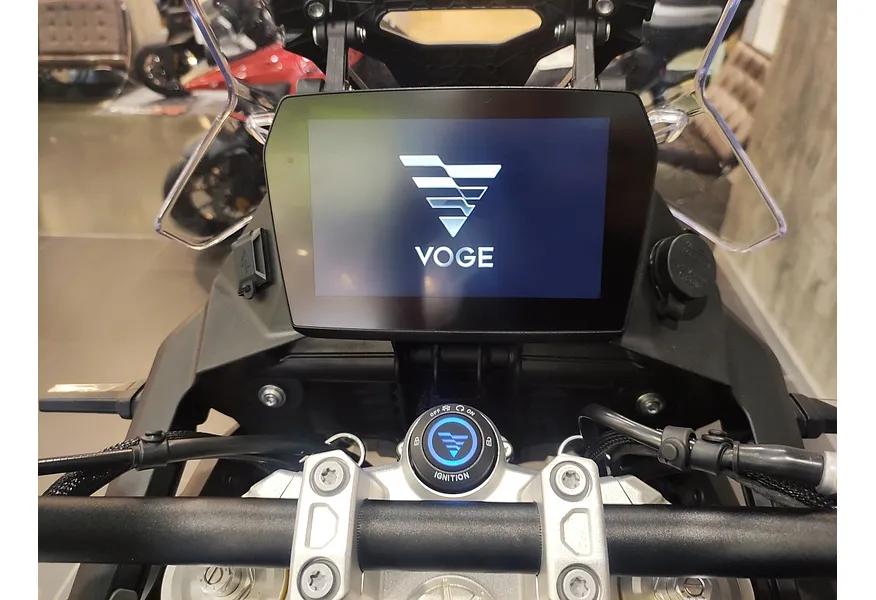 VOGE DS900X 895 см³ (96 л.с.) (96) Черный в АВИЛОН. Слайд №10