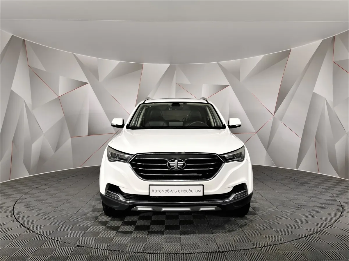 FAW Besturn X40 1.6 AT (108 л.с.) Luxury Белый в АВИЛОН. Слайд №7
