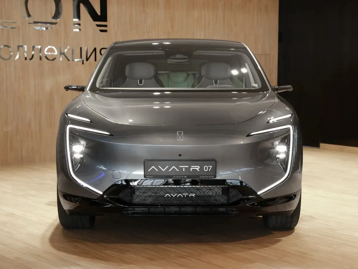 Avatr 07 1.5h AT 4WD (502 л.с.) 7_3.1 Серый в АВИЛОН. Слайд №2