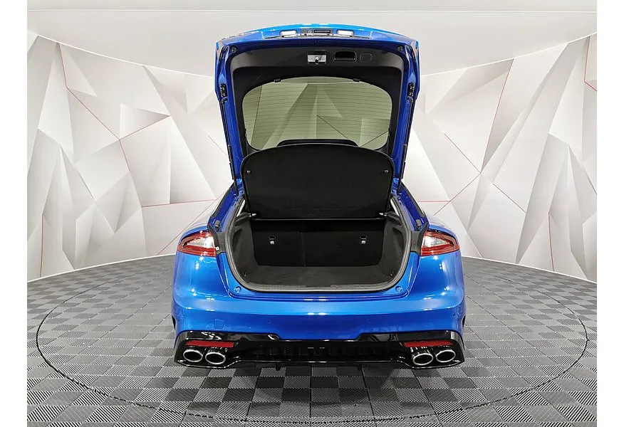 Kia Stinger 2.0 AT (197 л.с.) Comfort Синий в АВИЛОН. Слайд №20