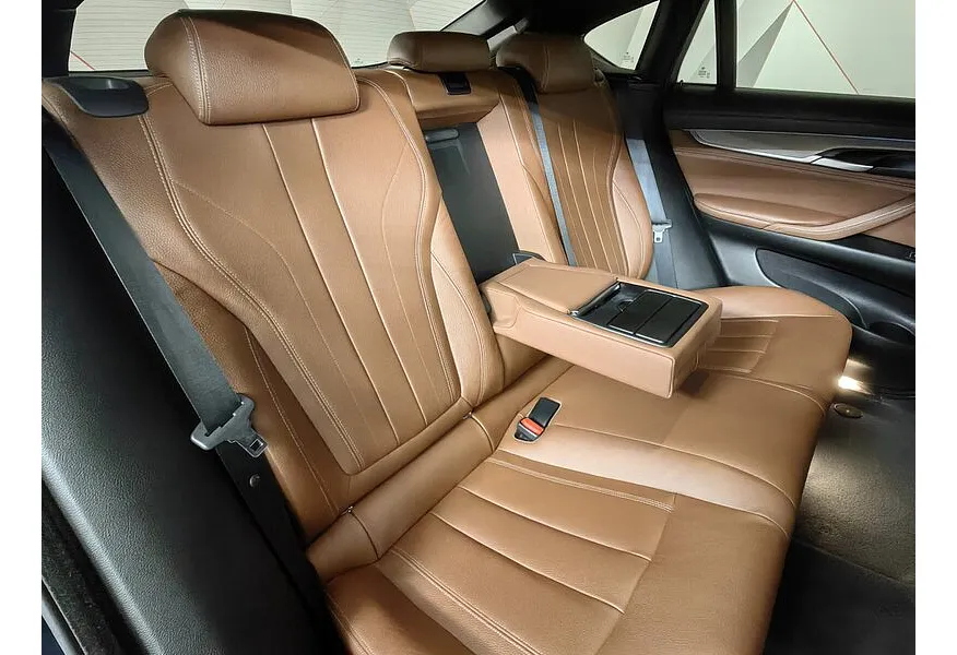 BMW X6 xDrive40d Steptronic (313 л.с.) M Sport (Локальная сборка) Черный в АВИЛОН. Слайд №14