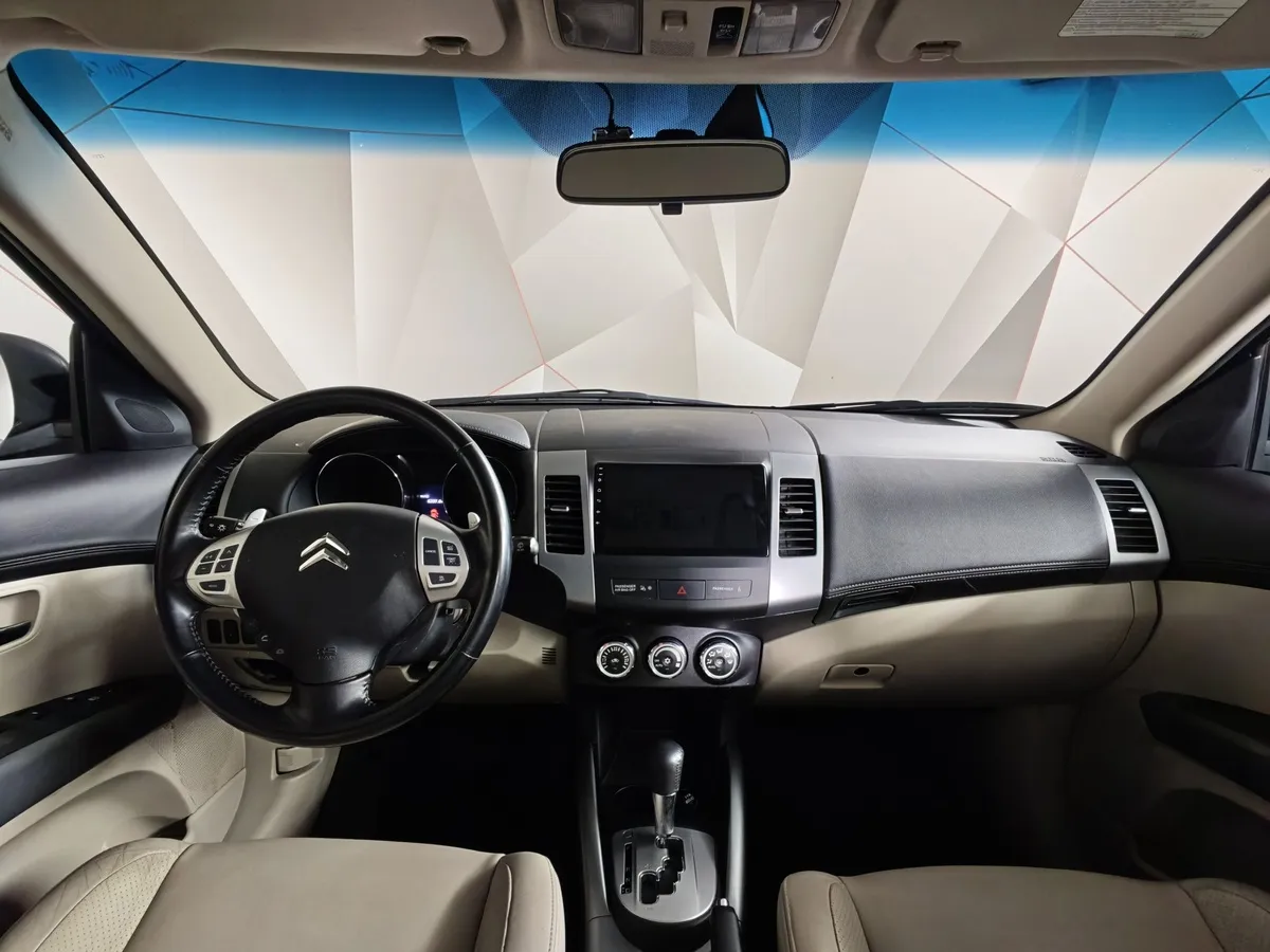 Citroen C-Crosser 2.4 CVT 4WD (170 л.с.) Серый в АВИЛОН. Слайд №12