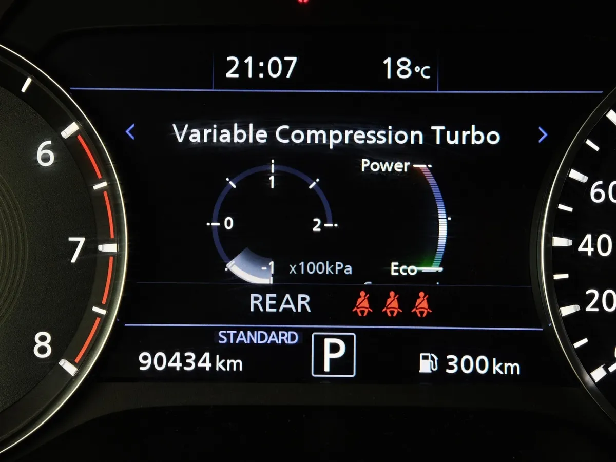 Infiniti QX50 2.0 VC-T CVT AWD (249 л.с.) Черный в АВИЛОН. Слайд №17