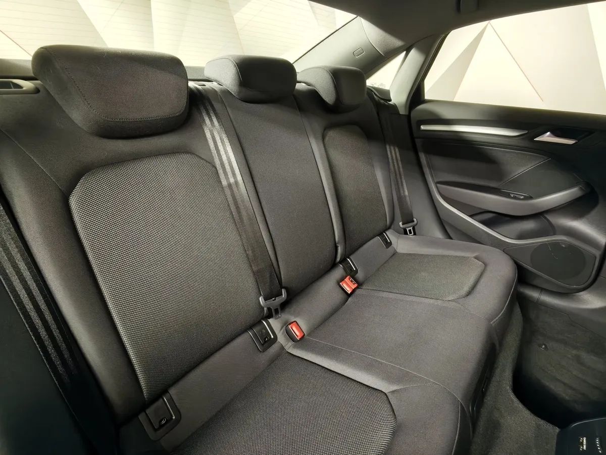 Audi A3 1.4 TFSI AT (150 л.с.) Красный в АВИЛОН. Слайд №17