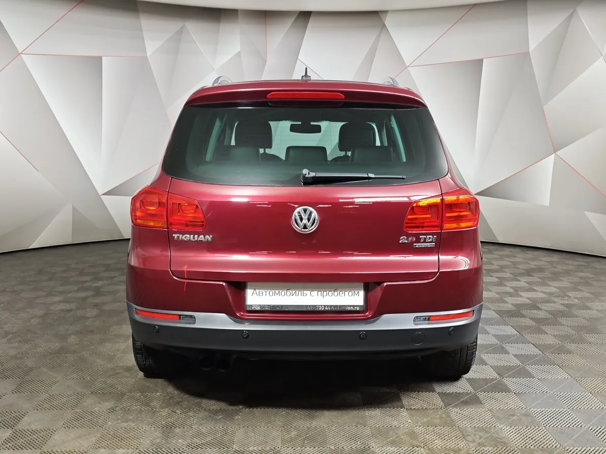 Volkswagen Tiguan 2.0 TDI 4Motion AT (140 л.с.) Sport&Style Красный в АВИЛОН. Слайд №8