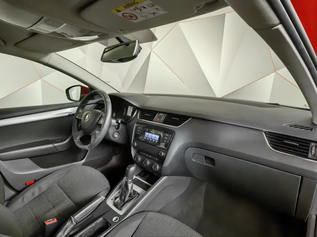 Skoda Octavia 1.6 MPI AT (110 л.с.) Красный в АВИЛОН. Слайд №12