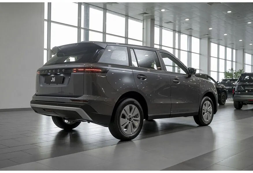 JAECOO J6 1.5T DCT 2WD (147 л.с.) Актив Серый в АВИЛОН. Слайд №8 JAECOO J6 1.5T DCT 2WD (147 л.с.) Актив Серый в АВИЛОН. Слайд №8