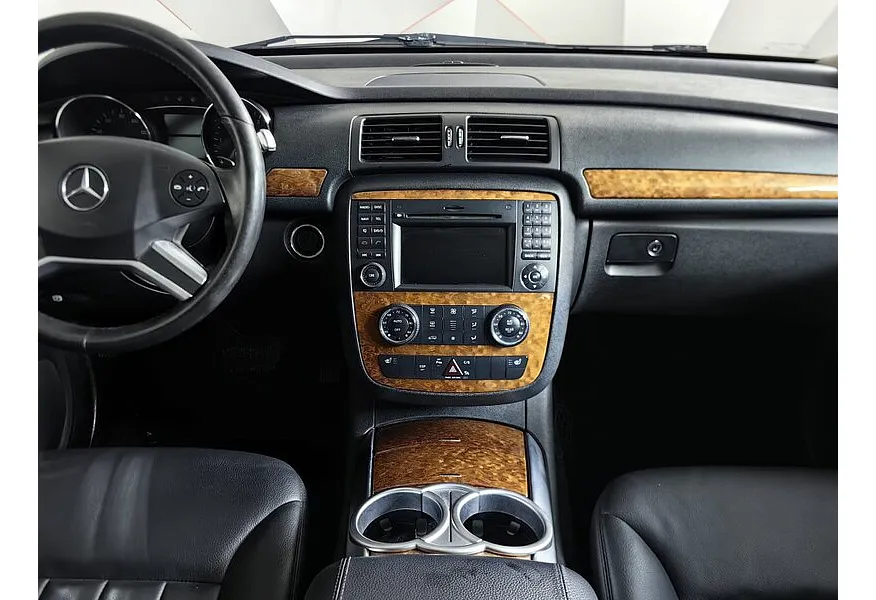 Mercedes-Benz R-Класс R 320 CDI 4MATIC 7G-Tronic (224 л.с.) Черный в АВИЛОН. Слайд №13