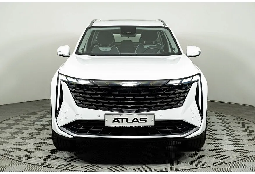 Geely Atlas 2.0T AT 4WD (200 л.с.) Flagship Белый в АВИЛОН. Слайд №3