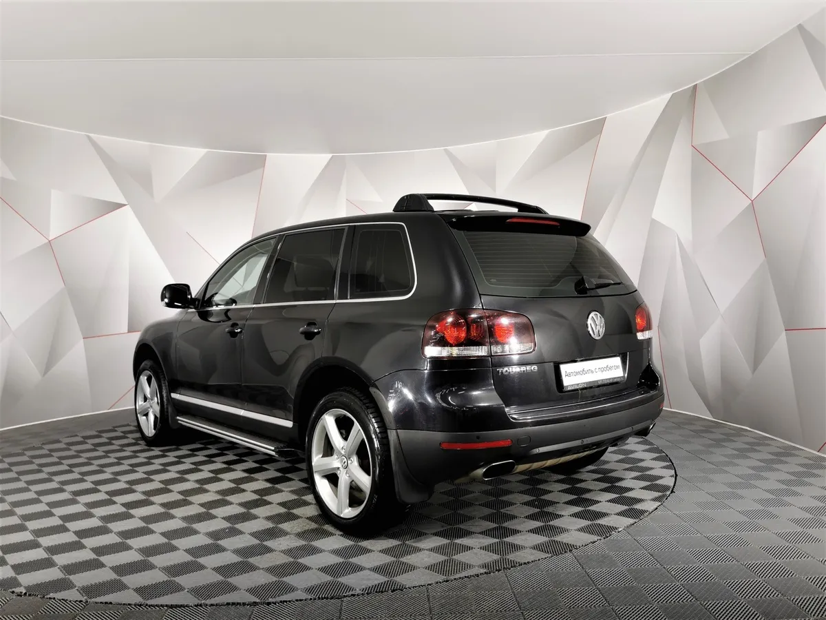Volkswagen Touareg 3.2 Tiptronic (220 л.с.) Черный в АВИЛОН. Слайд №4