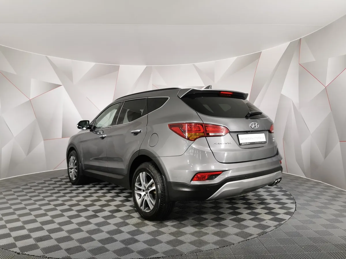 Hyundai Santa Fe 2.2 CRDi AT 4WD (197 л.с.) High-tech Серый в АВИЛОН. Слайд №4