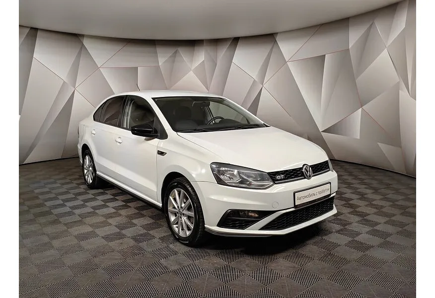 Volkswagen Polo 1.6 MPI AT (110 л.с.) Drive Белый в АВИЛОН. Слайд №3