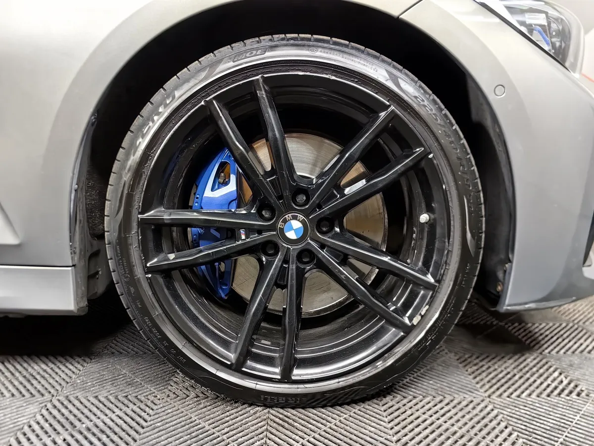 BMW 3 серия 330d xDrive (265 л.с.) Серый в АВИЛОН. Слайд №7