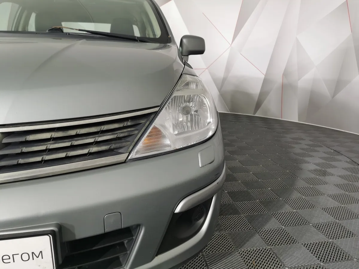 Nissan Tiida 1.6 AT (110 л.с.) Серый в АВИЛОН. Слайд №10