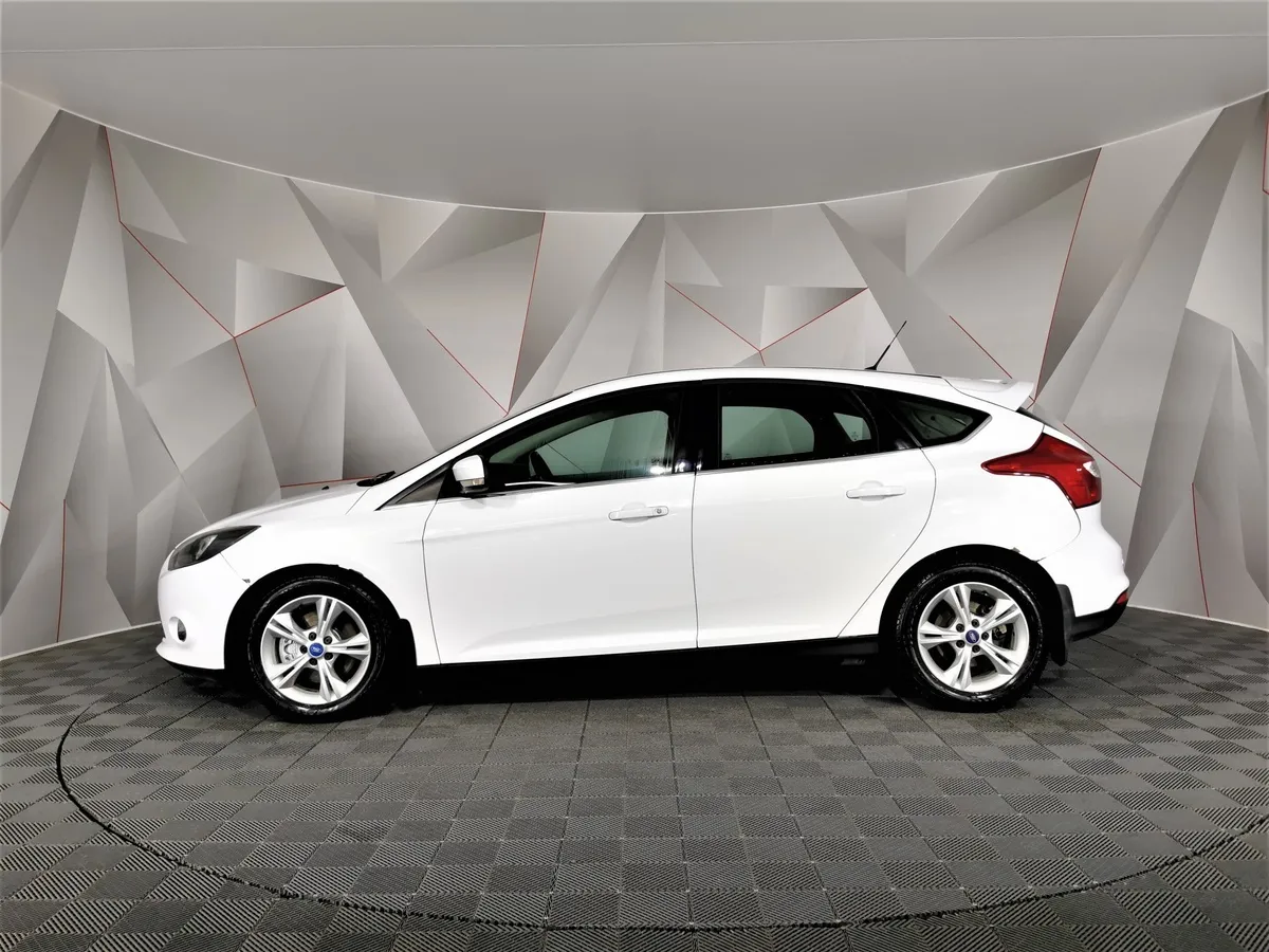 Ford Focus 2.0 PowerShift (150 л.с.) Titanium Белый в АВИЛОН. Слайд №5