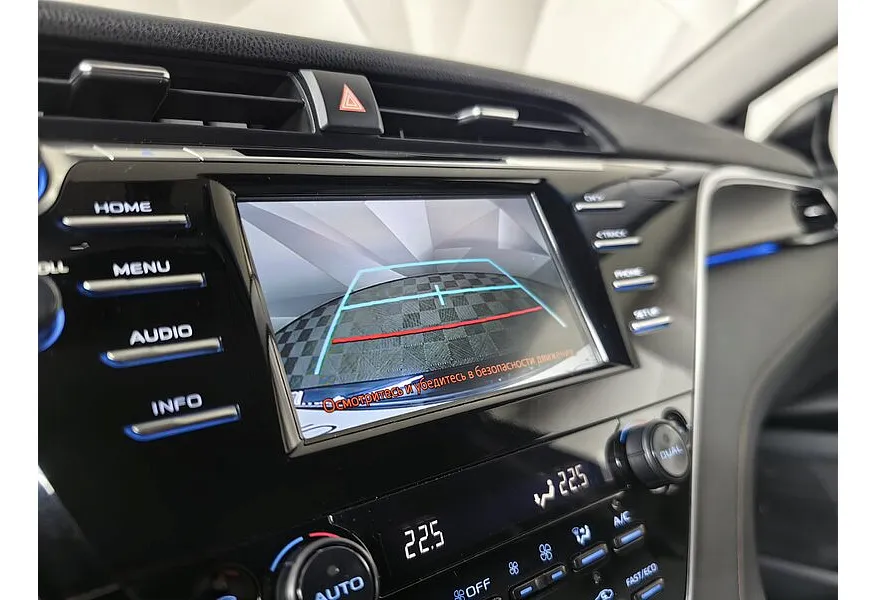 Toyota Camry 2.0 AT (150 л.с.) Черный в АВИЛОН. Слайд №21