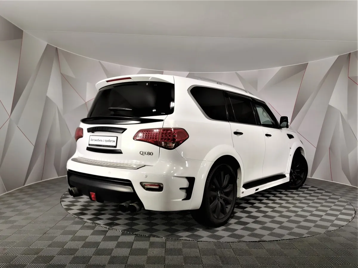 Infiniti QX80 5.6 АТ AWD (405 л.с.) Белый в АВИЛОН. Слайд №2