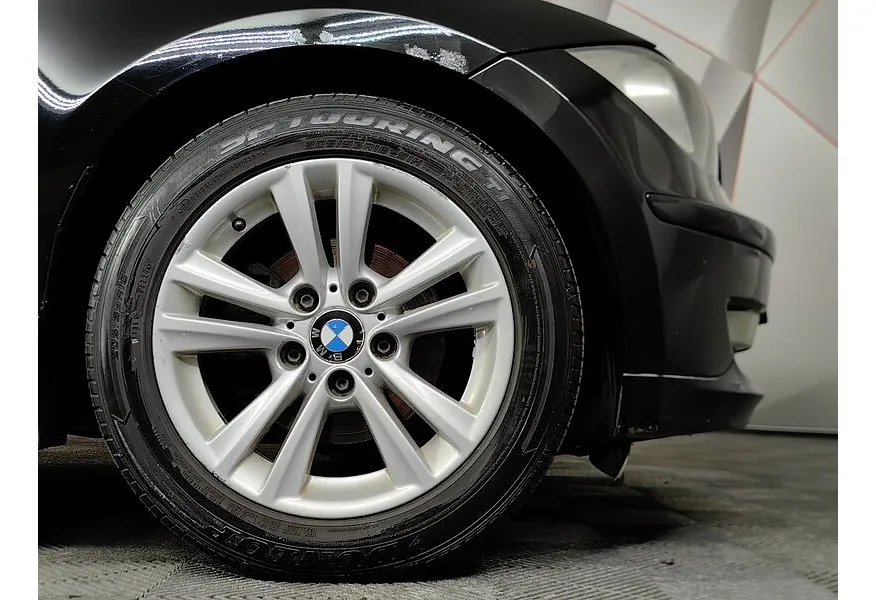 BMW 1 серия 116i AT (115 л.с.) Черный в АВИЛОН. Слайд №7