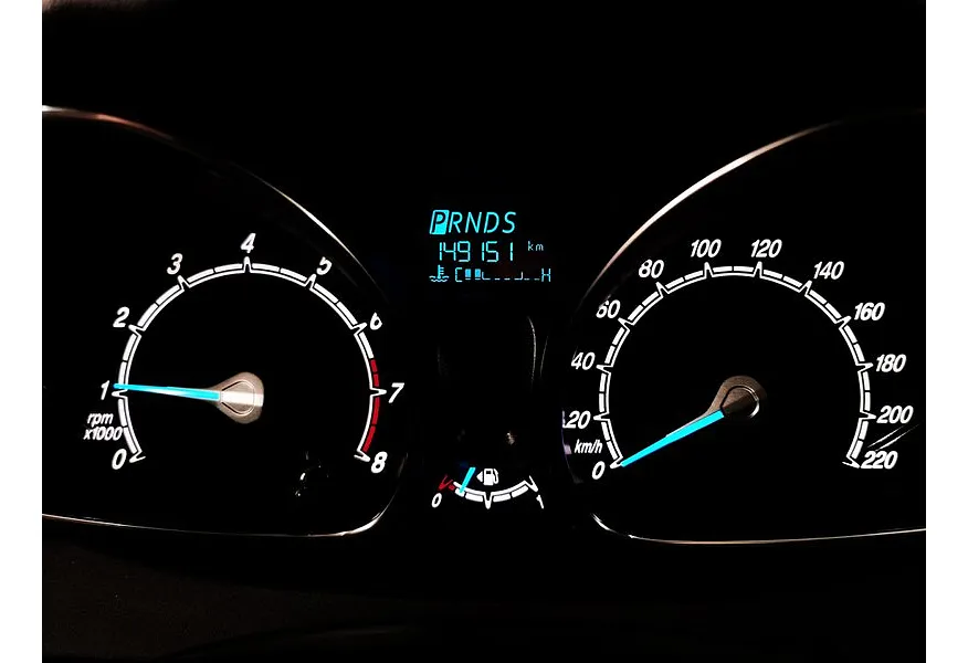 АВИЛОН - Ford Fiesta 1.6 Ti-VCT PowerShift (105 л.с.) Titanium Оранжевый - slide 12