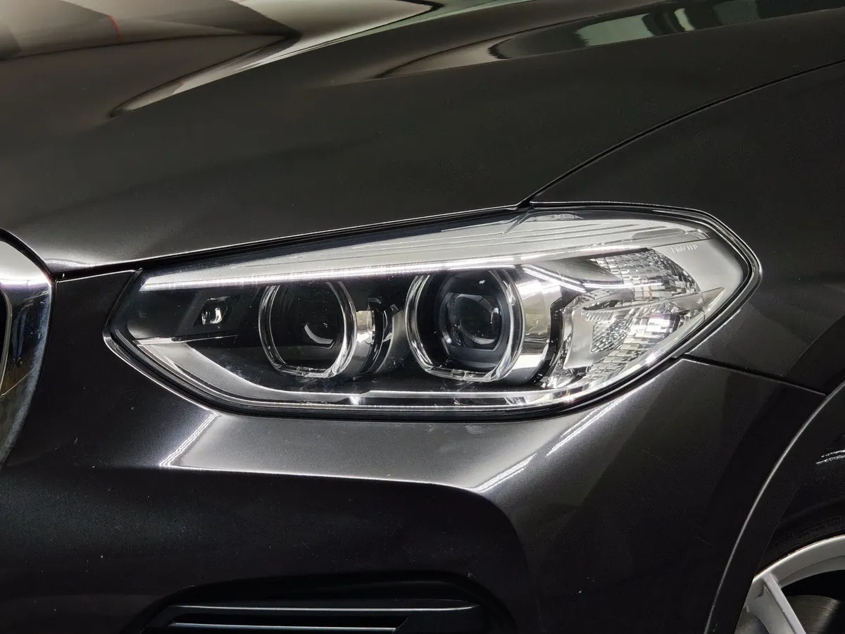 BMW X3 xDrive20i AT (184 л.с.) Base Локальная сборка Серый в АВИЛОН. Слайд №8