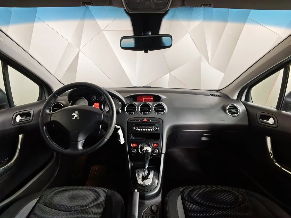 Peugeot 408 1.6 THP AT (150 л.с.) Allure Серебристый в АВИЛОН. Слайд №11