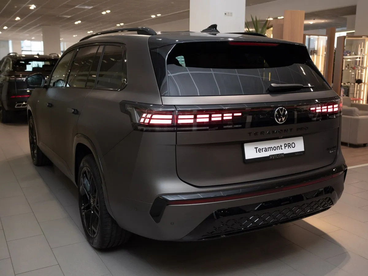 Volkswagen Teramont PRO 2.0 TSI 7DSG 4Motion (272 л.с.) R-Line Серый в АВИЛОН. Слайд №4