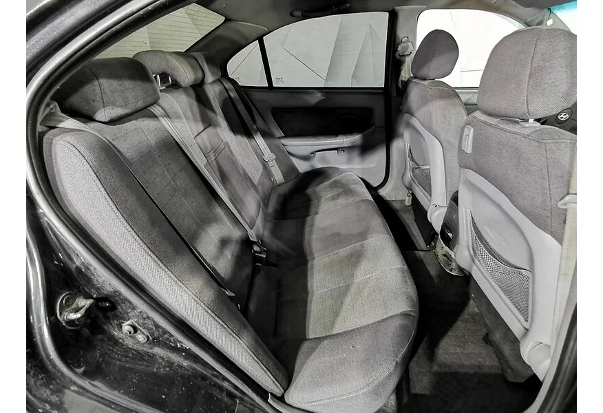 Hyundai Elantra 1.6 MT (105 л.с.) Черный в АВИЛОН. Слайд №17