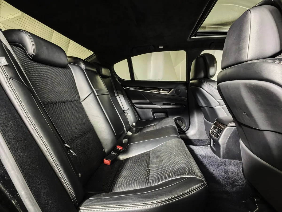 Lexus GS 350 AT AWD (317 л.с.) Черный в АВИЛОН. Слайд №16
