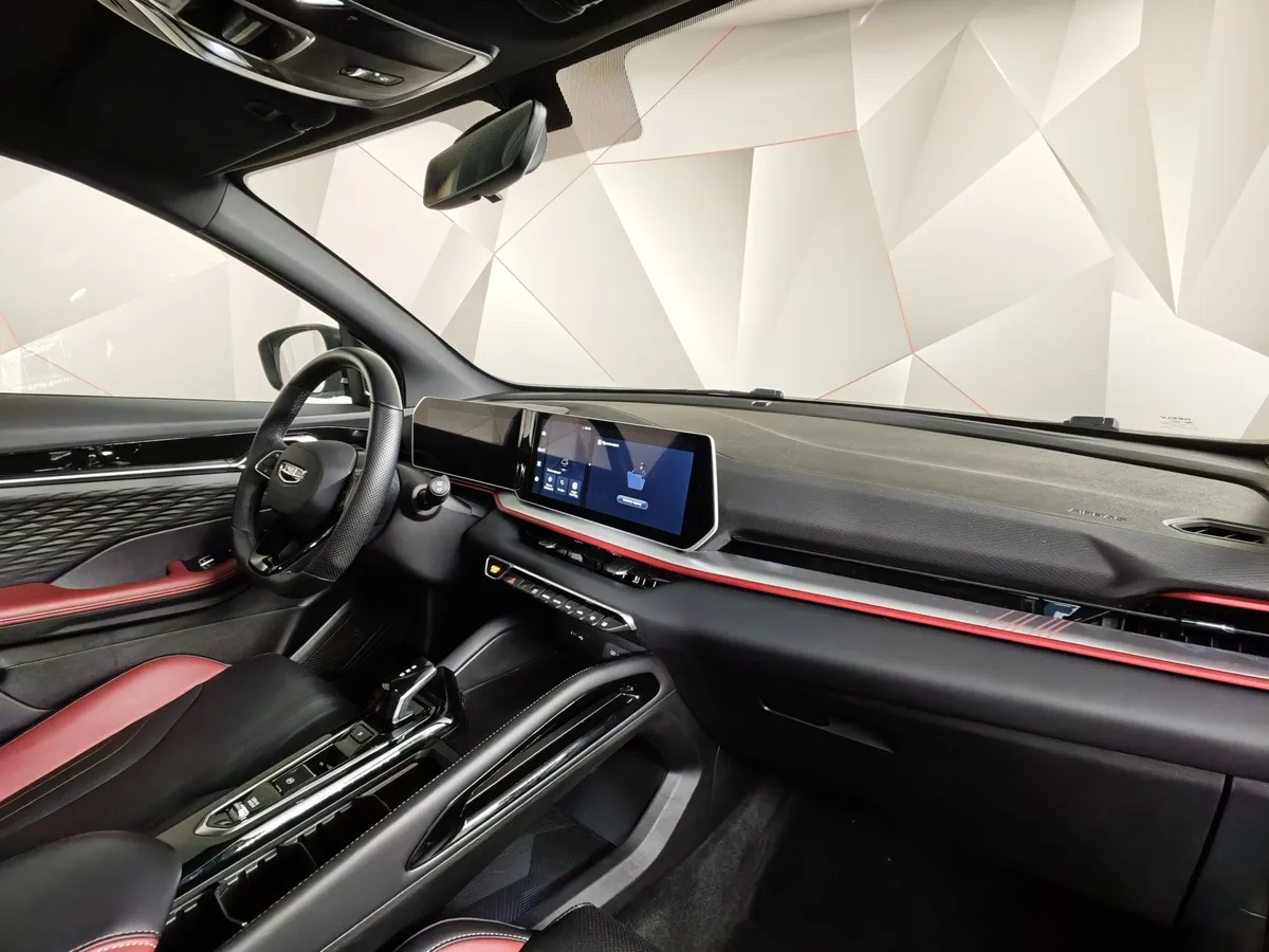 Geely Coolray 1.5T 7DCT 2WD (150 л.с.) Luxury Синий в АВИЛОН. Слайд №12