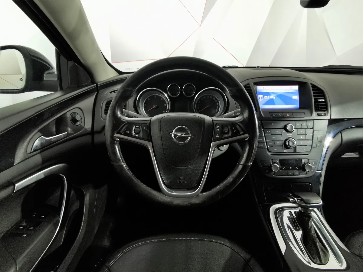 Opel Insignia 2.0 CDTI AT (160 л.с.) Черный в АВИЛОН. Слайд №18