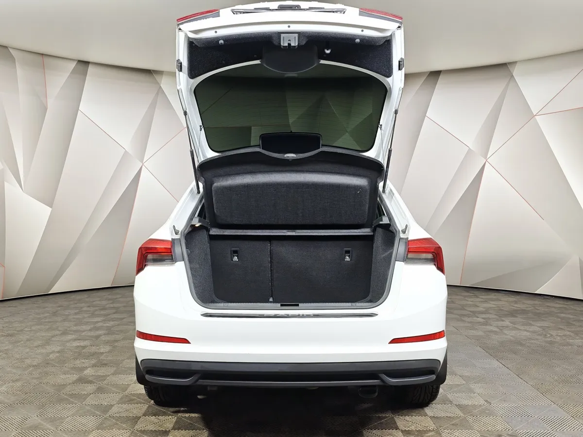 Skoda Rapid 1.6 MT (90 л.с.) Белый в АВИЛОН. Слайд №12