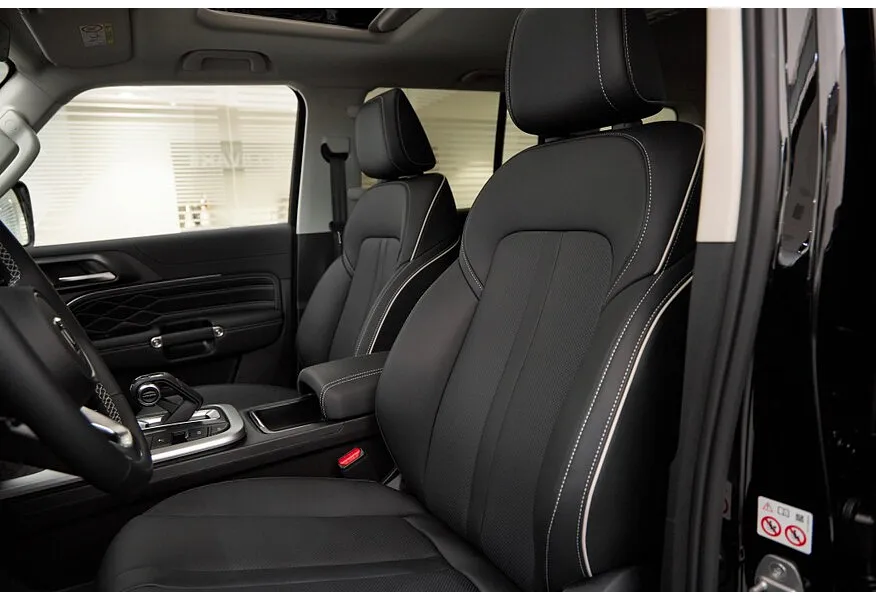 TANK 300 2.0T AT 4WD (220 л.с.) City Premium Черный в АВИЛОН. Слайд №9