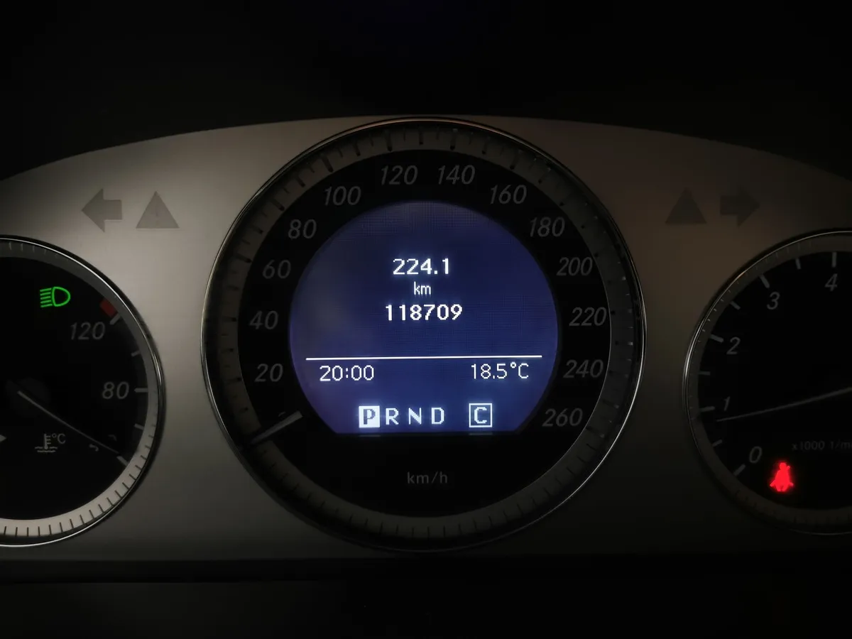 Mercedes-Benz GLK GLK 300 7G-Tronic Plus 4Matic (249 л.с.) Бежевый в АВИЛОН. Слайд №17