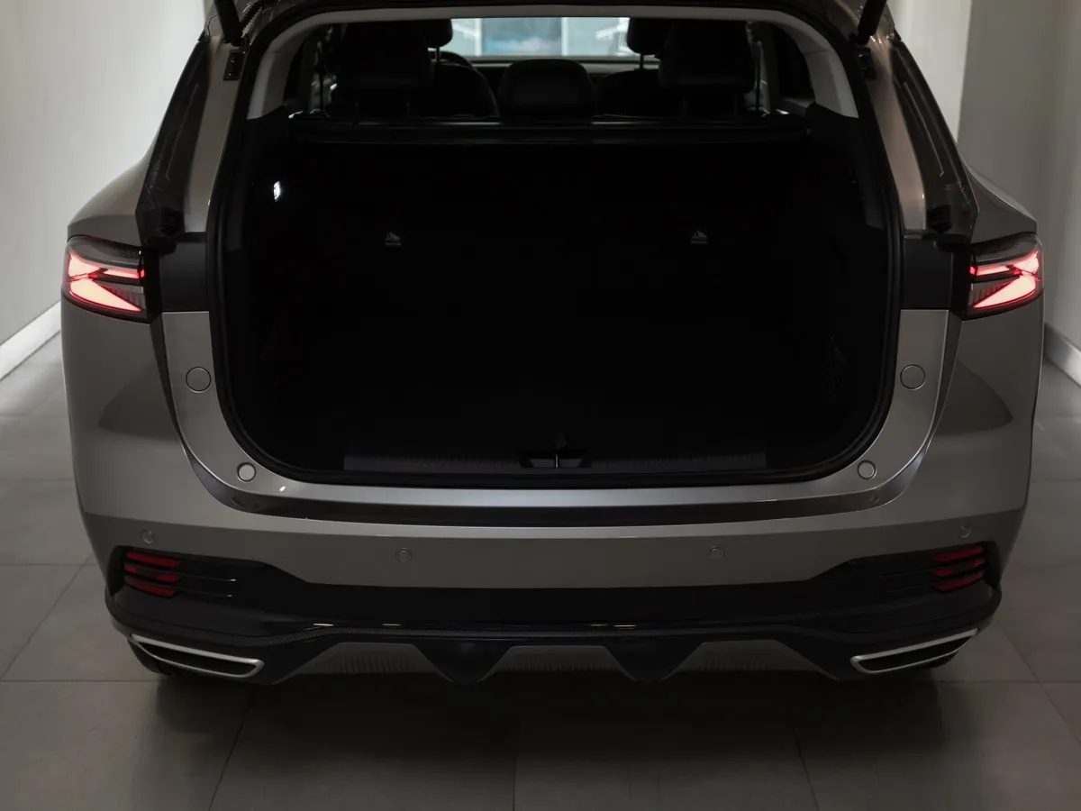 Москвич М70 1.5 DCT FWD (150 л.с.) Драйв Серебристый в АВИЛОН. Слайд №14