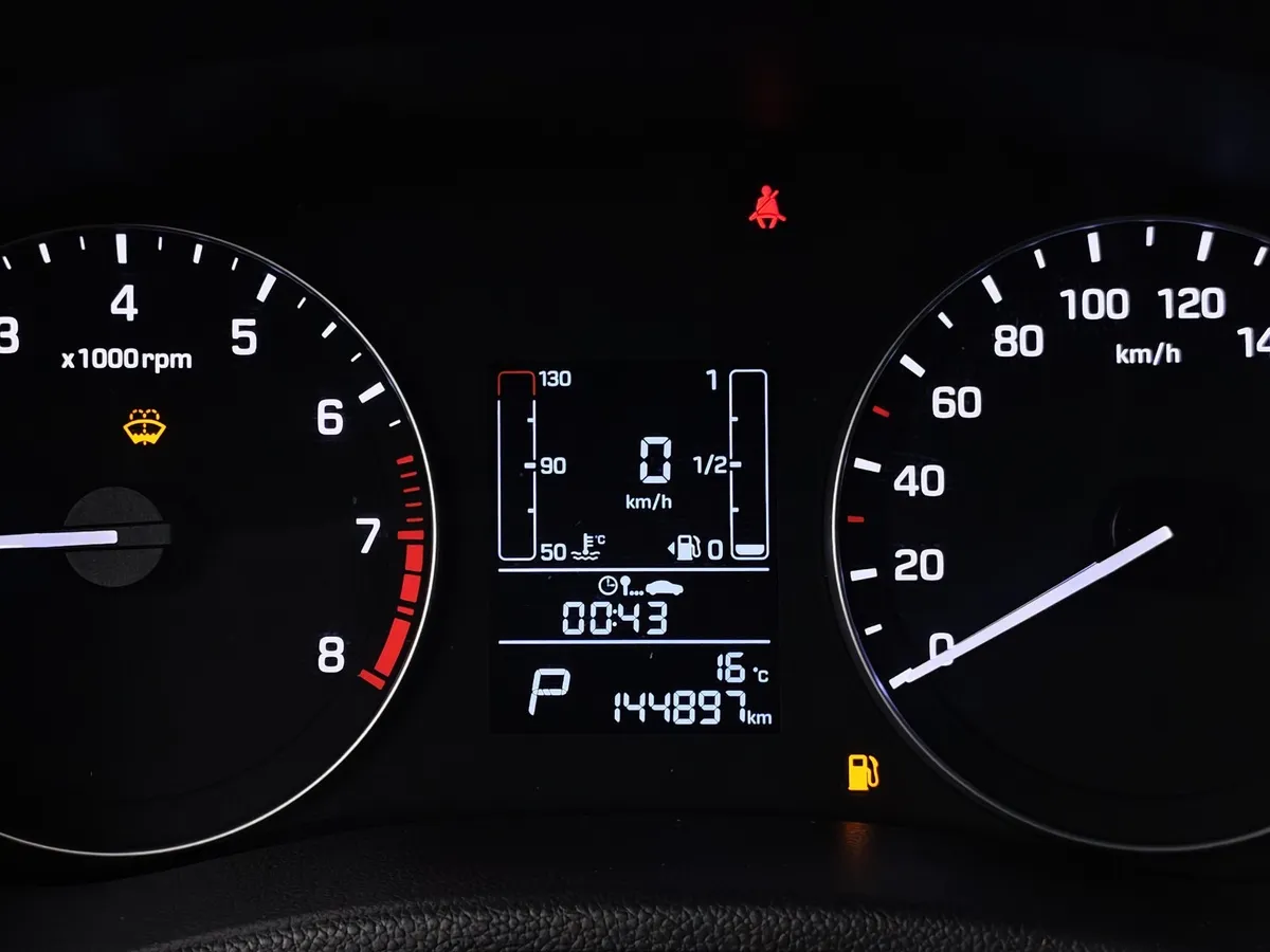 Hyundai Creta 1.6 AT (123 л.с.) Comfort Черный в АВИЛОН. Слайд №18