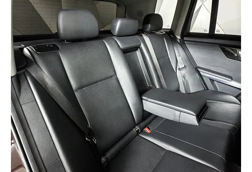 Mercedes-Benz GLK GLK 300 7G-Tronic 4MATIC (231 л.с.) Коричневый в АВИЛОН. Слайд №9