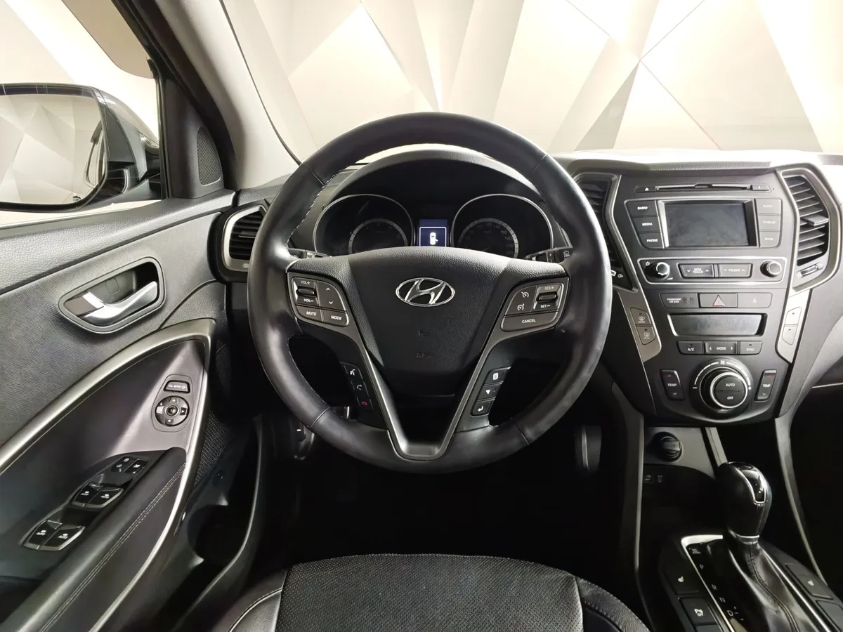 Hyundai Santa Fe 2.4 AT 4WD (175 л.с.) Comfort Коричневый в АВИЛОН. Слайд №20