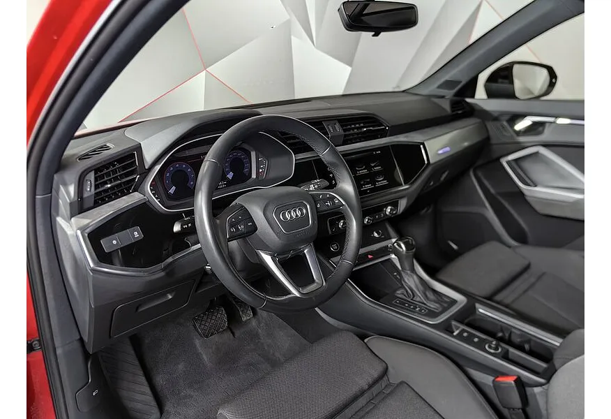 Audi Q3 Sportback 1.4 TFSI S-tronic (150 л.с.) Sport Красный в АВИЛОН. Слайд №19