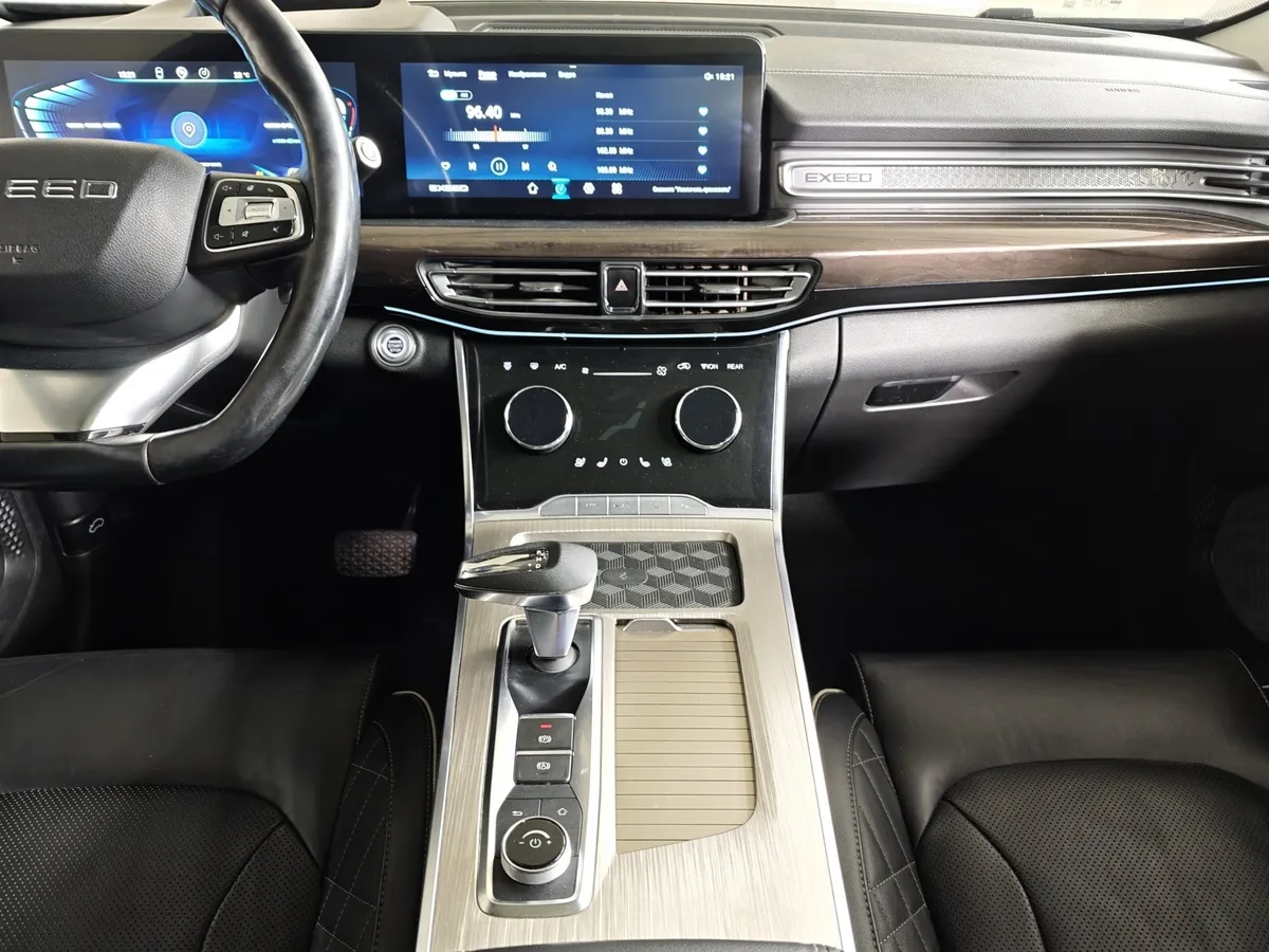 EXEED VX 2.0 AMT AWD (249 л.с.) President Черный в АВИЛОН. Слайд №14