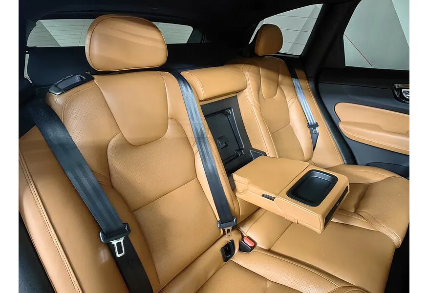 Volvo XC60 2.0 T6 AT AWD (320 л.с.) R-Design Синий в АВИЛОН. Слайд №15