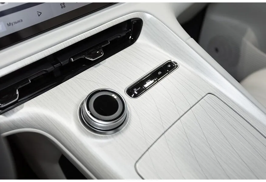 Geely EX5 AT (218 л.с.) Max Белый в АВИЛОН. Слайд №14