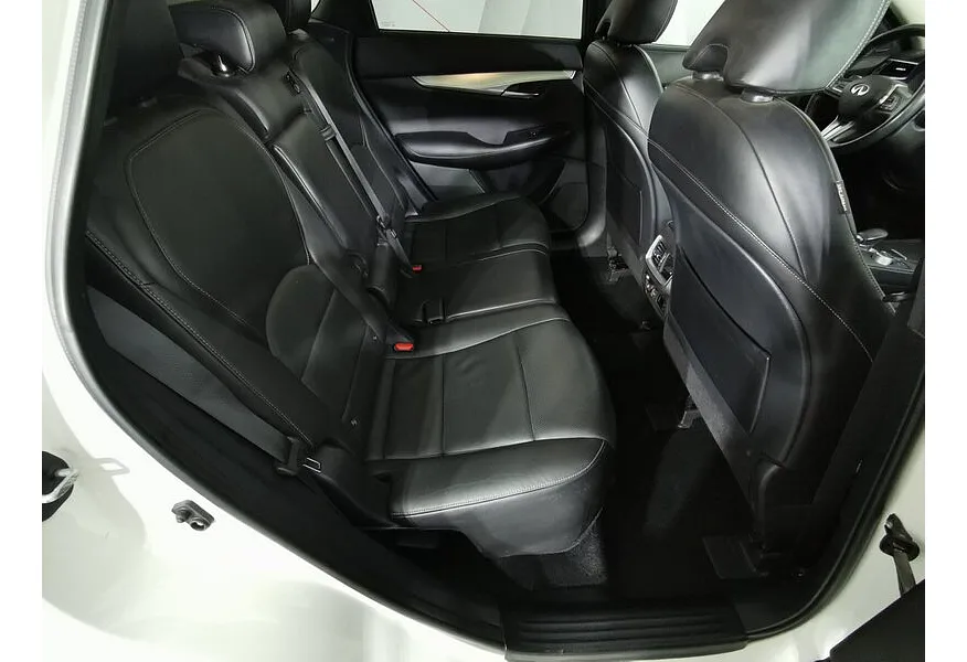 АВИЛОН - Infiniti QX50 2.0 VC-T CVT AWD (249 л.с.) Essential Белый - slide 13