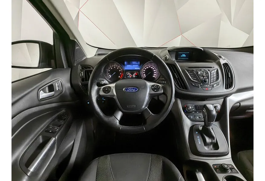 Ford Kuga 1.5 EcoBoost AT AWD (150 л.с.) Titanium Черный в АВИЛОН. Слайд №15