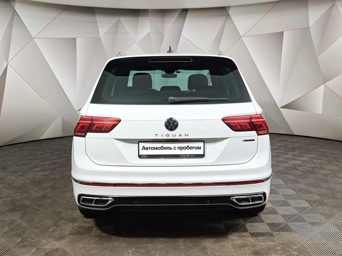 Volkswagen Tiguan 2.0 TSI 4Motion DSG (220 л.с.) R-Line Белый в АВИЛОН. Слайд №8