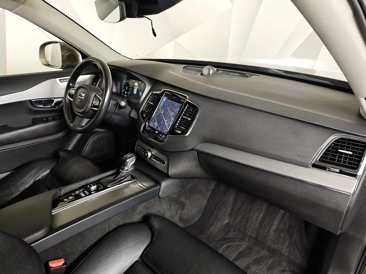 Volvo XC90 2.0 AT AWD D5 (5 мест) (225 л.с.) Inscription Коричневый в АВИЛОН. Слайд №13
