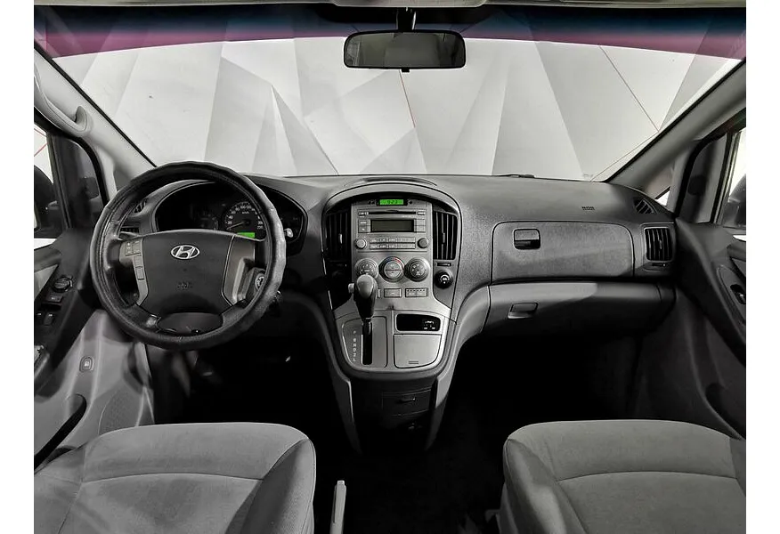 Hyundai H-1 2.4 AT (173 л.с.) Comfort Серебристый в АВИЛОН. Слайд №14